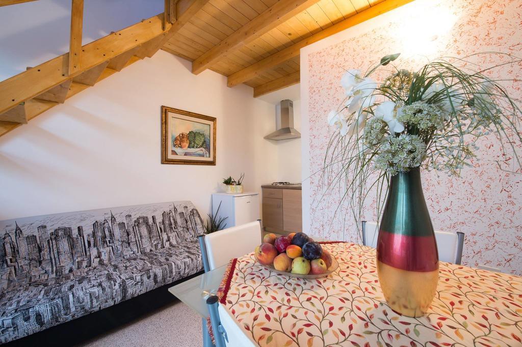 Raffaela Casa Vacanze Aradeo Exterior photo